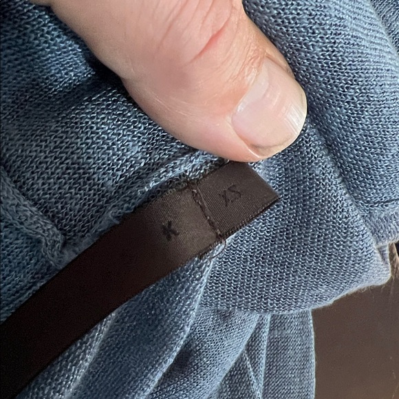 Nicholas K The Shelton Linen Blend Crop Cardigan in Slate, size XS - Picture 10 of 14